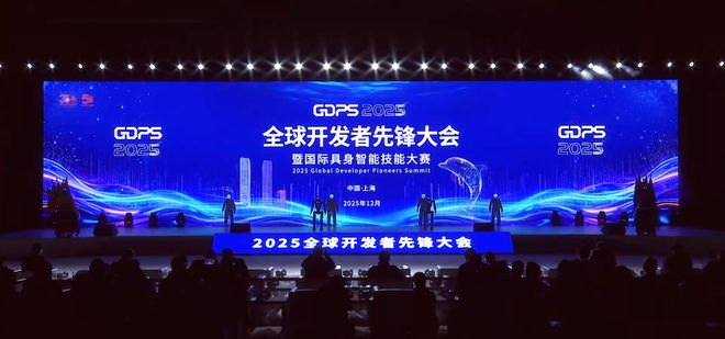 」中国机器人大军上岗！看呆歪果仁pg模拟器试玩硅谷还在「卷PPT(图30)